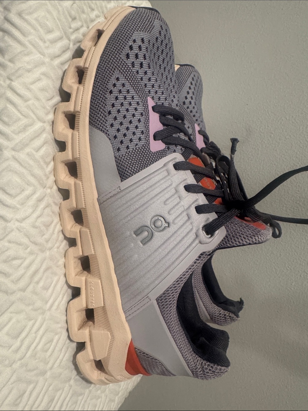 On Cloud Women's Running Shoes Grey Size 9